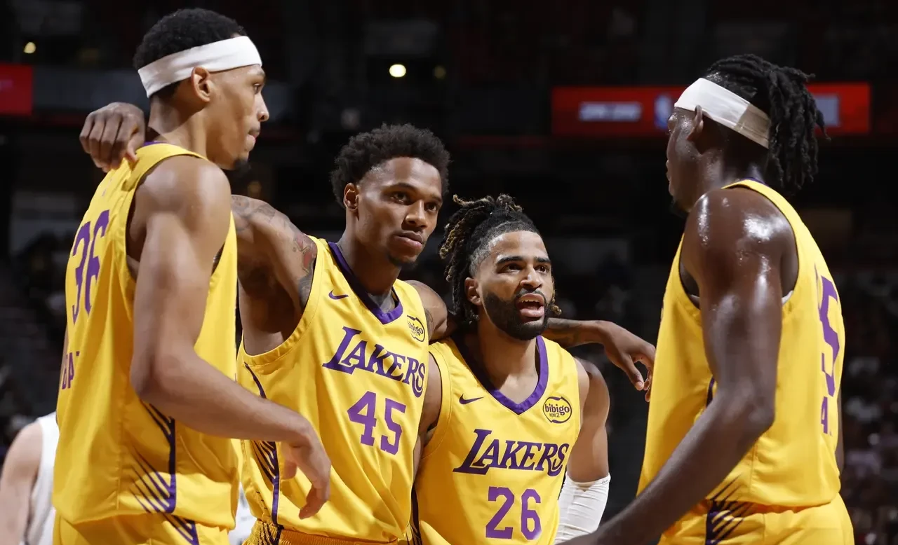 鹈鹕横扫湖人，杜兰特状态火热