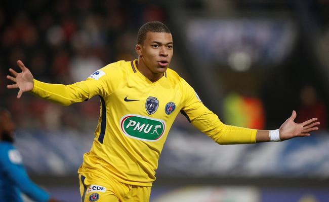 法国队横扫泰国队,辛杜统治全场 法国队横扫泰国队,辛杜统治全场