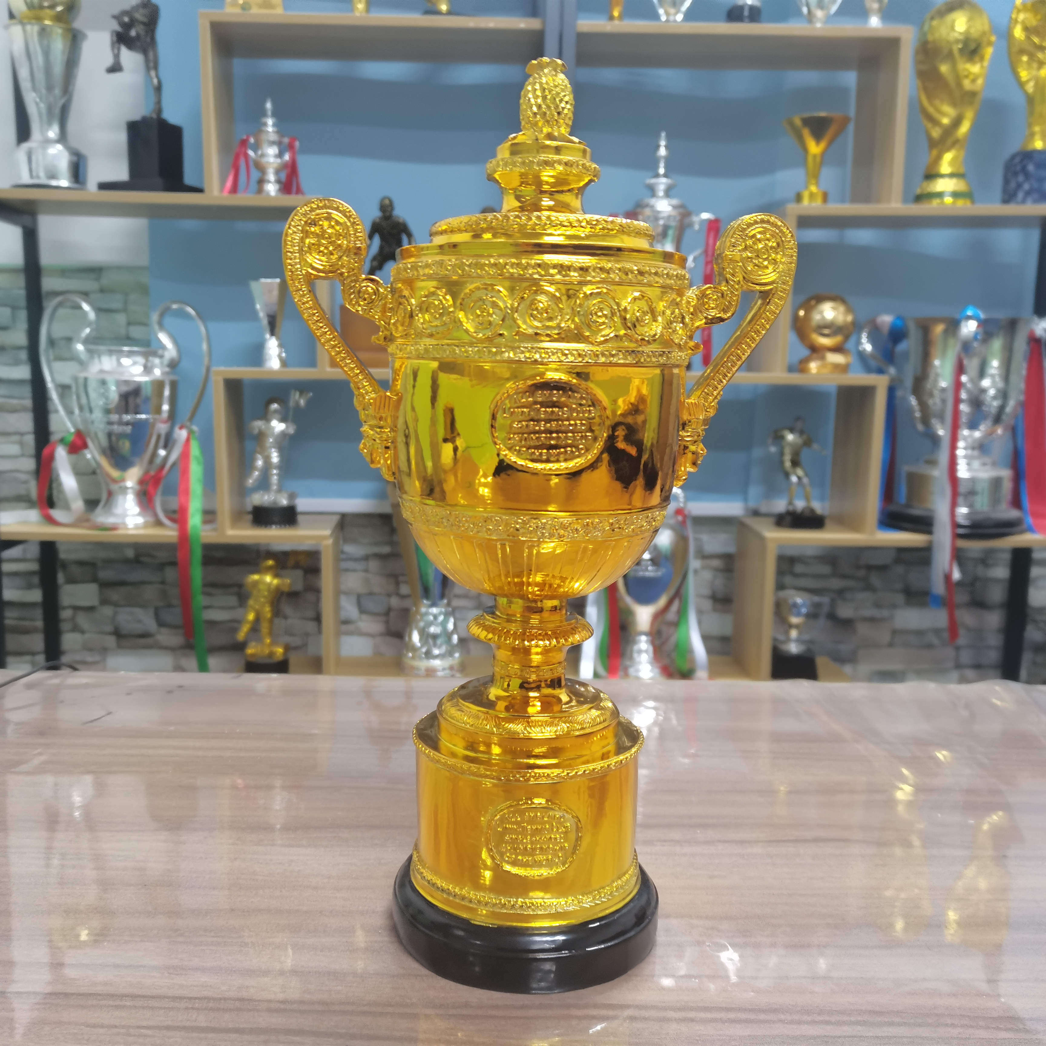 蒙特卡洛大师赛险胜温网,纳达尔惊艳四座 蒙特卡洛大师赛险胜温网,纳达尔惊艳四座