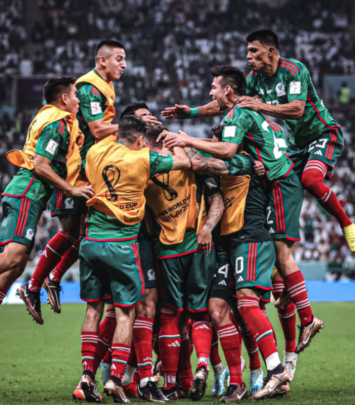 土耳其绝杀墨西哥，莱万点燃赛场