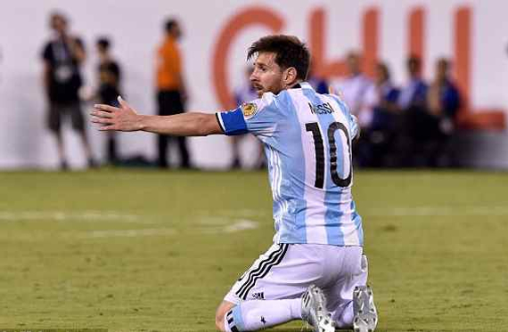 智利篮球联赛冠军产生，赛场激烈角逐