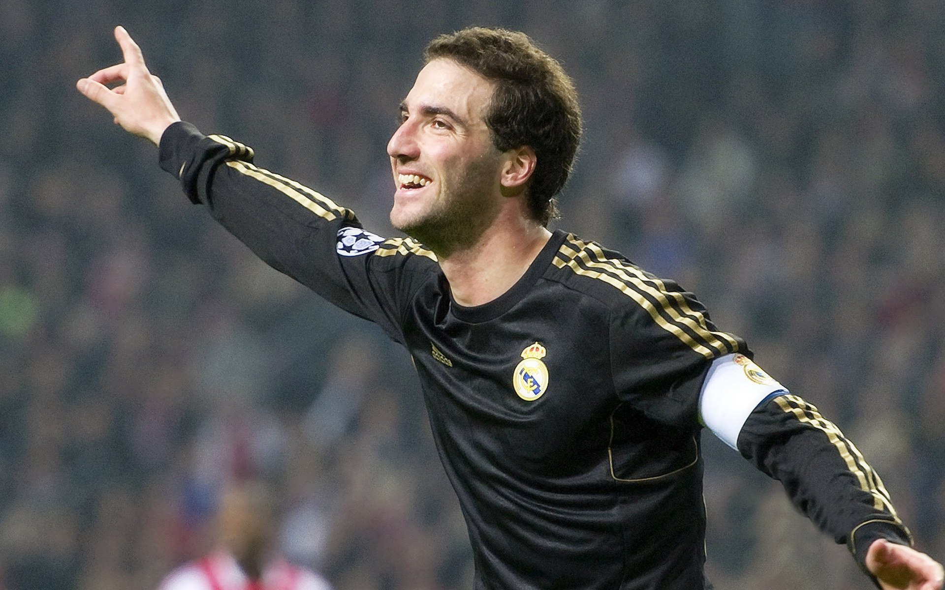 冰岛收割玻利维亚，哈兰德成为关键先生